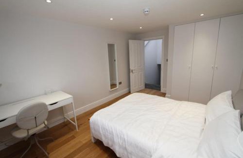 Hoe Street Apartamento | Amazing Loft One Bedroom Apartment - E17 Village
