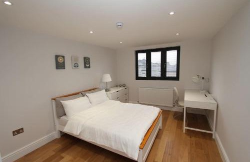 Hoe Street Apartamento | Amazing Loft One Bedroom Apartment - E17 Village