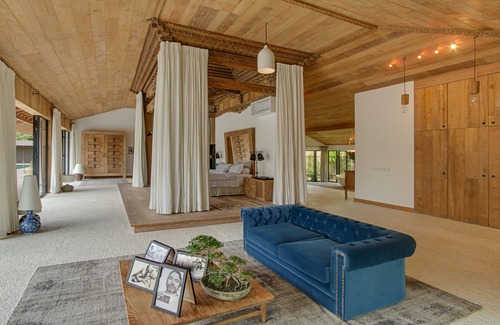 Banjar Semer Villa | Amazing Master Suite at Villa Clarisse Bali