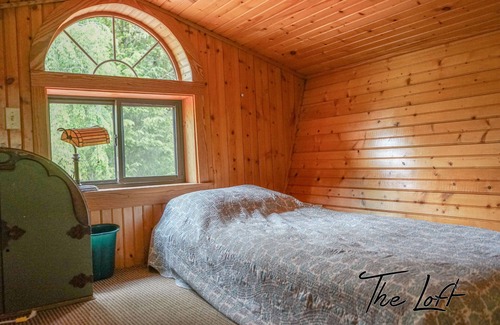 Asheville Cabina | Amazing Mountain Lodge Retreat on 63 Acres - 20 minutes from Asheville