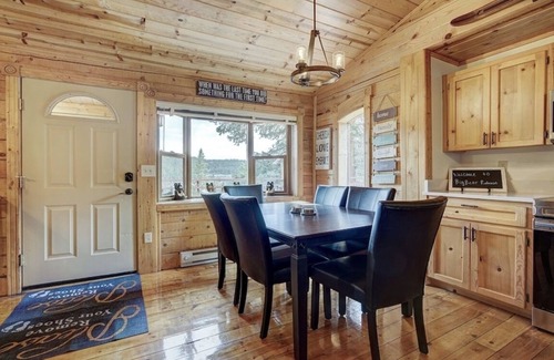 Quandary Village Casa | AMAZING MTN VIEWS!Hot Tub!Pets!Game Room!Sauna!Fitness Equipment!Near Trails!