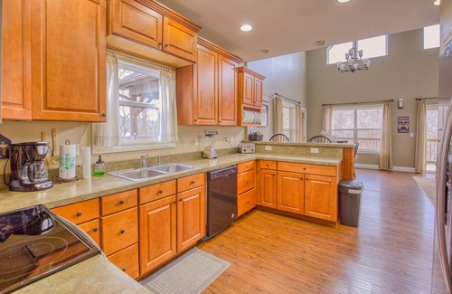 Flat Hollow Marina Casa | AMAZING NORRIS LAKE HOUSE WITH DOCK