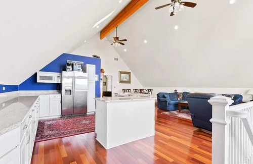 Anchorville Casa | Amazing North Channel Waterfront Carriage House