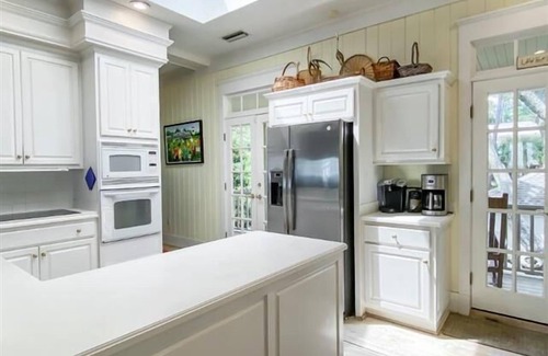 South Beach Casa | Amazing Oceanfront, Pet-friendly, 8-Bdrm South Beach Home w/ Private Pool