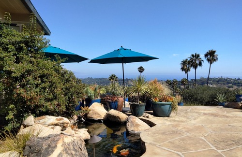 Cielito Casa | Amazing Ocean/Coastline/Mountain views. Pvt. 1-Bdrm Guest Home w/Patio, Hot Tub