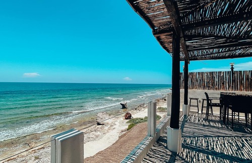Isla Mujeres Casa | Amazing Oceanfront/Beachfront home on the Caribbean!