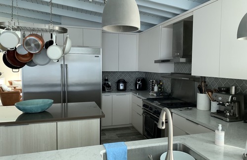 El Combate Casa | Amazing Oceanfront Villa in Combate Beach