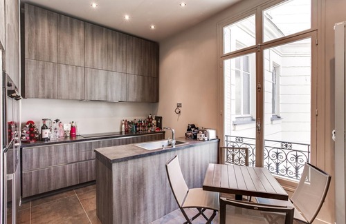 Neuilly-sur-Seine Apartamento | AMAZING PARIS APT❤️10'CHAMPS ELYSEES❤️4 Bdr 6/10