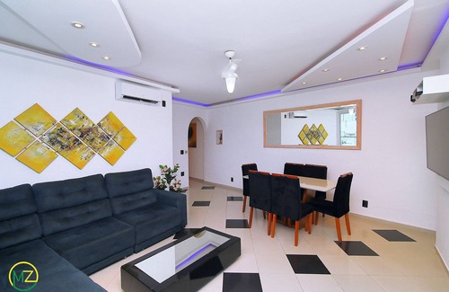 Copacabana Apartamento | Increíble ático con jacuzzi y vista frontal al mar