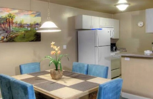 Canyon Corridor Condominio | #AMAZING POOL! 2/1 POOLSIDE BAR n'GRILL! KITCHEN!