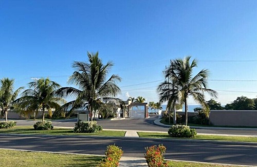 Lucea Casa | Amazing & Relaxing Vacation Home Gated 2brm/2bth
