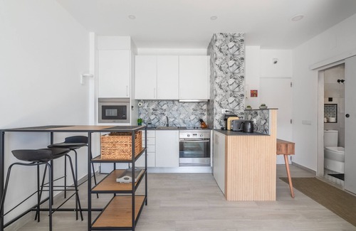 Armacao de Pera Apartamento | Impresionantes vistas al mar desde el balcón y el dormitorio.