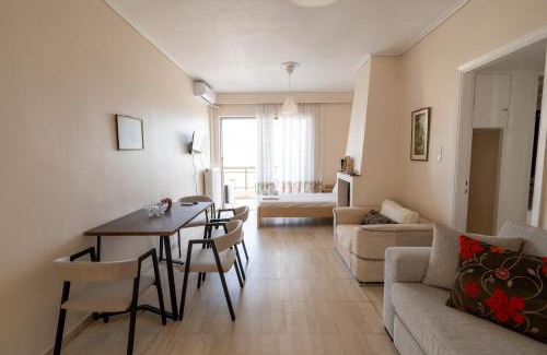 Rafina-Pikermi Apartamento | Amazing Sea View, Rafina Port, Athens Airport, Self-Check-in