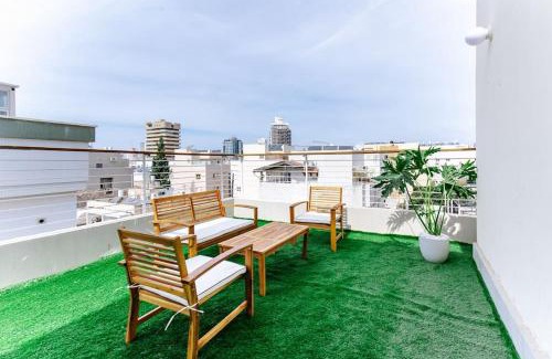 Tel Aviv City Center Apartamento | Amazing spacious Duplex with balcony and MAMAD