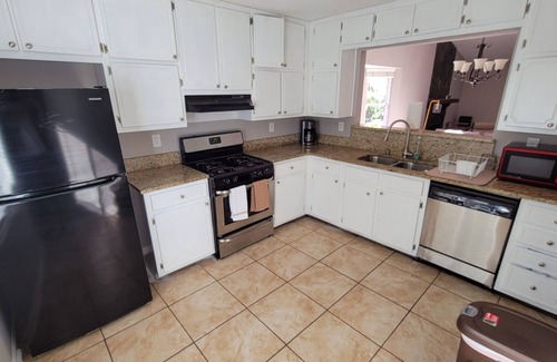 Church Street Casa | ⭐️⭐️ Amazing Spacious Home, Perfect ATL Location ⭐️⭐️
