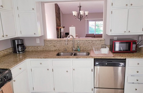 Church Street Casa | ⭐️⭐️ Amazing Spacious Home, Perfect ATL Location ⭐️⭐️