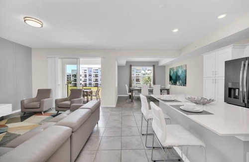 Kissimmee Condominio | Amazing Story Lake Resort New Condo
