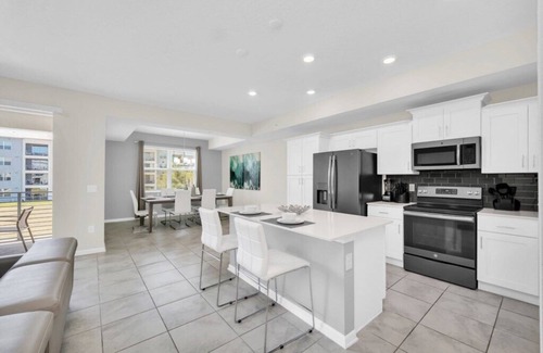 Kissimmee Condominio | Amazing Story Lake Resort New Condo