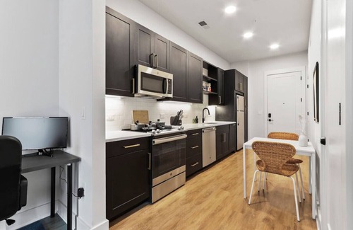 North Hyde Park Apartamento | Amazing Studio | King Suite | Pool & Gym | Central