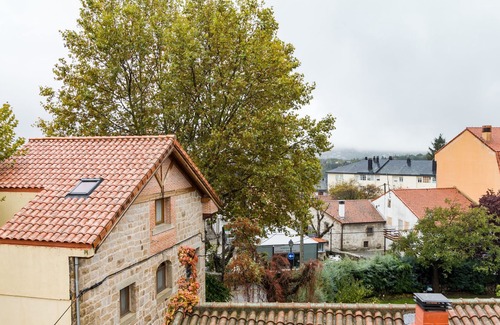 Navacerrada Apartamento | Espectacular estudio con A/C (frio y calor) e internet localizado en el centro de Navacerrada!