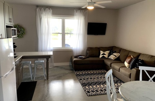 Sandbridge Casa | Amazing Sunset Bay Views, Movie Theater Game Room, Sports Pool, Kayaks & SUP