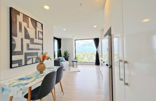 Newton Casa | Amazing Sunset View Penthouse