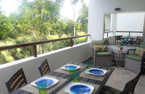 Akumal Condominio | Increíble loft Tao con vistas al campo de golf.
