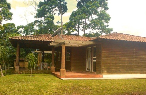 Puerto Barrios Casa | Increíble casa de tres habitaciones en Amatique Bay AB001