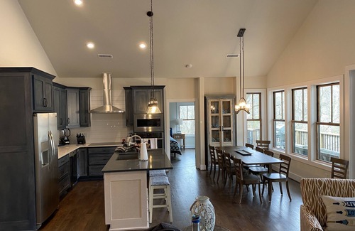 Winchester Casa | NEW 2021 Tims Ford Lake Home - Private covered dock - Hot Tub