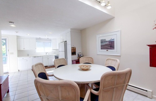 Hyannis Casa | Amazing townhouse in oceanfront resort, pool, beach