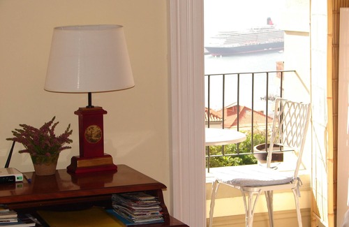 Santa Maria Maior Apartamento | AMAZING VIEW over the bay, by the Old Town, walk to the city, absoluto quiet area
