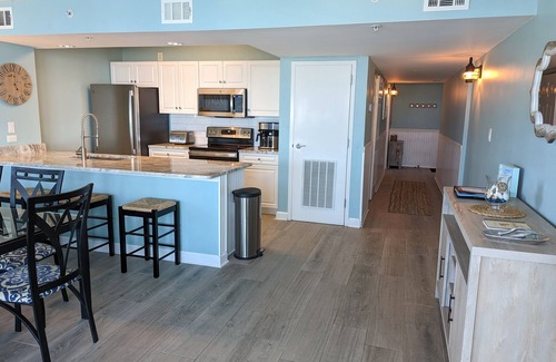 North Myrtle Beach Condominio | AMAZING VIEWS-Cherry Grove Oceanfront, Partial Weeks Avail! Pools & Lazy River
