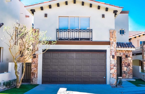 Cabo San Lucas Casa | Amazing Views, Gated Community and Private Pool!