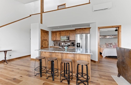 Hill City Casa | Amazing Views! Gorgeous New Home Near Hill City!