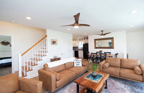 Madison Casa | Amazing views waterfront 3-bedroom home in Madison