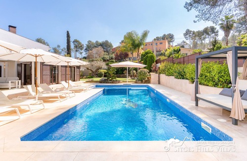 Olivella Villa | Amazing Villa Bol Bol near Sitges with Heated Pool