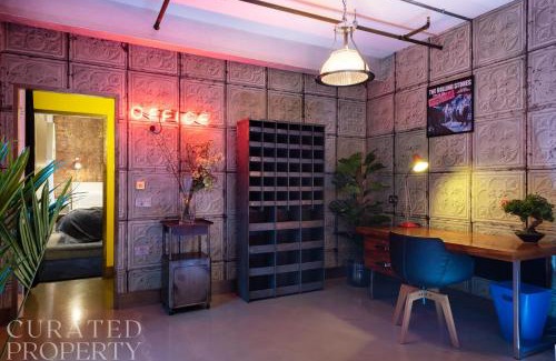 Soho Apartamento | Amazingly Luxurious Loft Apartment, Soho - 3 Bedrooms, 2 Bath & Office