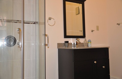 Stratford Casa | Embajador B & B Guest Home