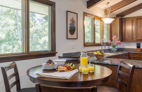 New Market Casa | Amber Lodge by AvantStay | Pool, Firepit, Sauna