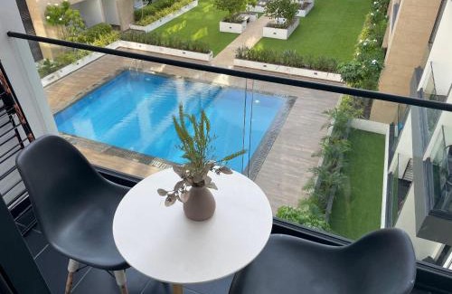 Cantonments Apartamento | Amber Pool View Studio at Embassy Gardens