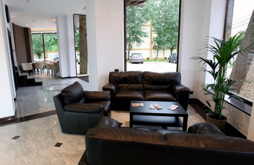 Sector 6 Hotel | Ambiance Hotel