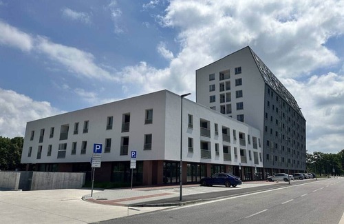 Ruzinov Apartamento | Ambient lounge with sundeck and free parking