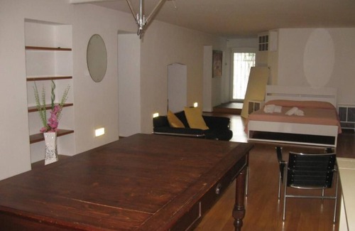 Citta Bassa Apartamento | Ambra - Central Apartment in Bergamo