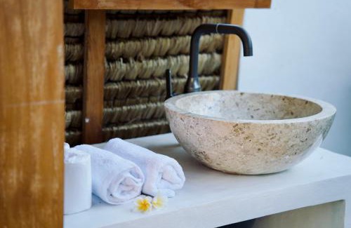 Purwakerti Villa | Amed Nature! Private Pool & Volcano View
