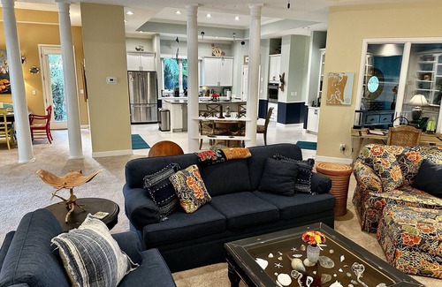 Fernandina Beach Casa | Santuario de Amelia Island recientemente actualizado