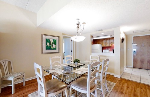 American Beach Condominio | Amelia Island Plantation Condo with Side Ocean View, Balcony, WiFi & Shared Pool