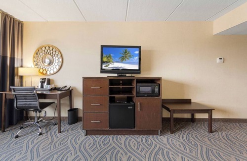 South Loop Apartamento | Amenity Rich Spacious King Suite