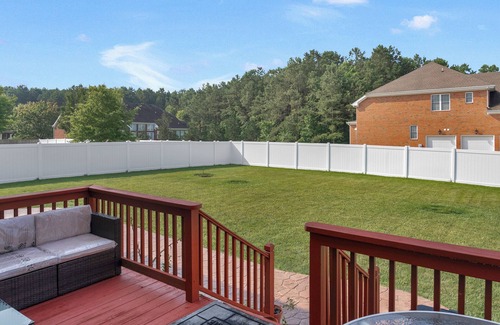 Virginia Beach Casa | American Colonial House near beach waterfront & shopping center