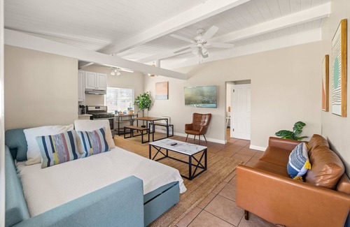 West Beach Apartamento | American Riviera Oasis Close to Beach and Downtown