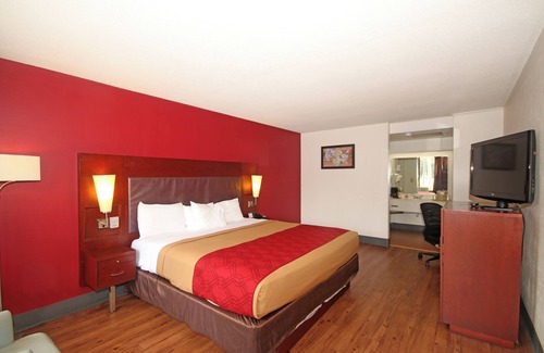 Pilot Mountain Hotel | Sleep well Inn and Suites